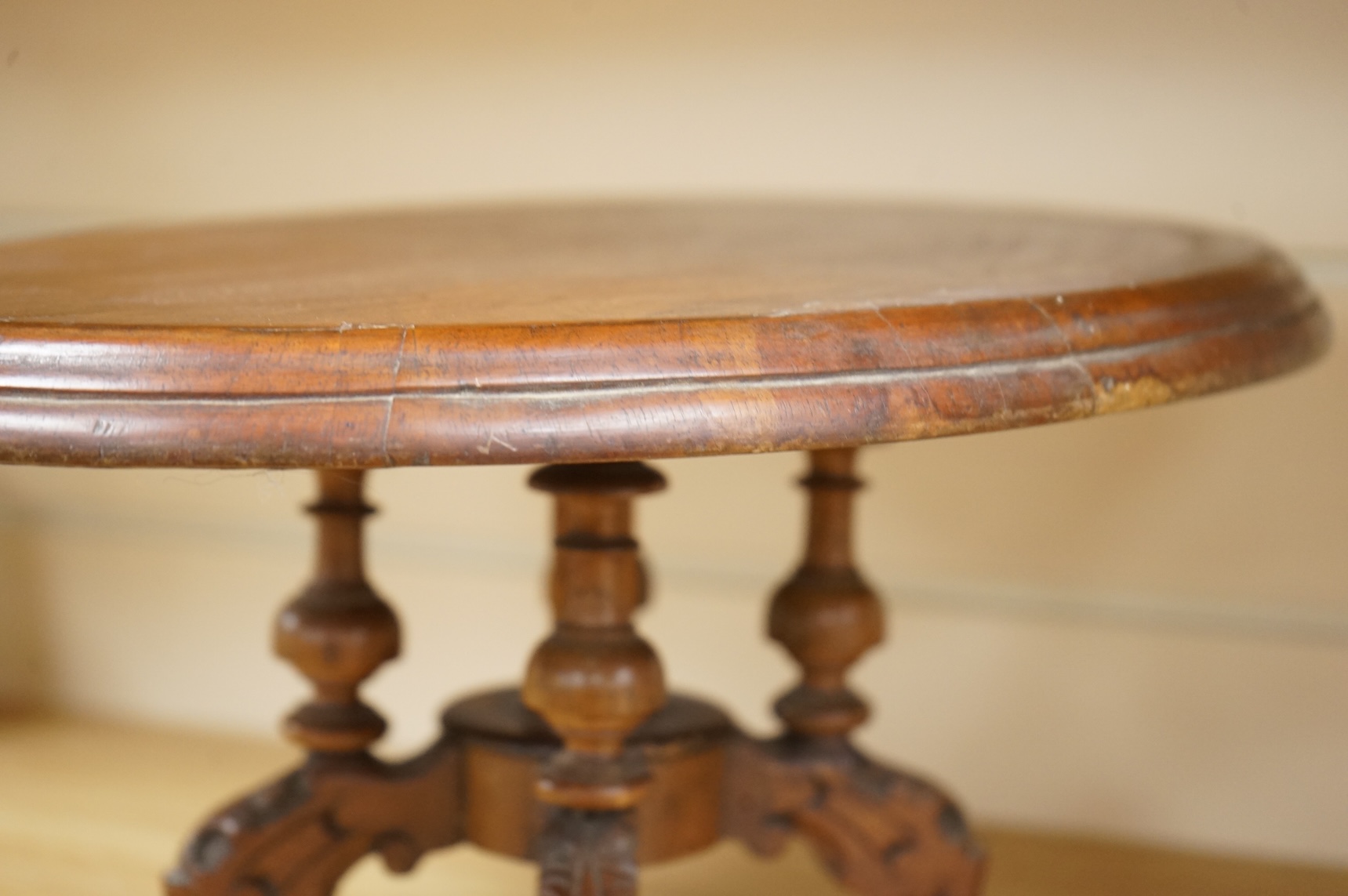 A Victorian mahogany oval miniature breakfast table, 40cm wide